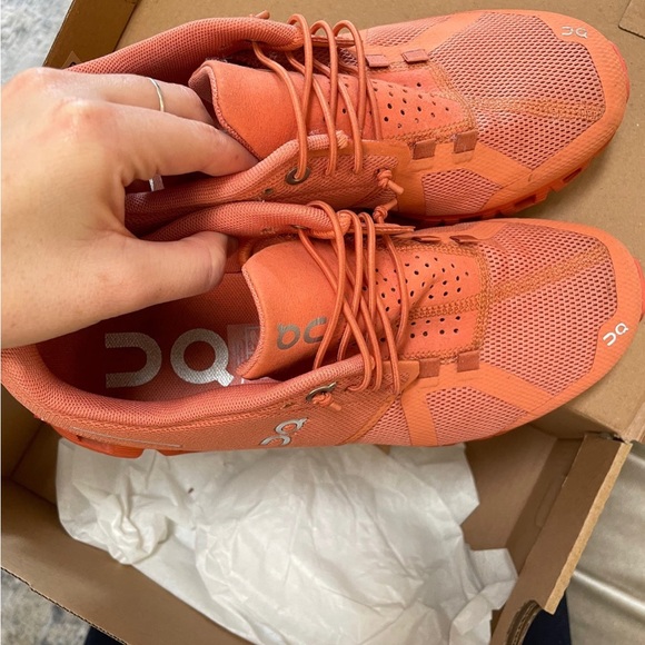 On Running - Picture 3 of 4